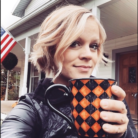 Meet your Posher, Sherri - Picture 1 of 1